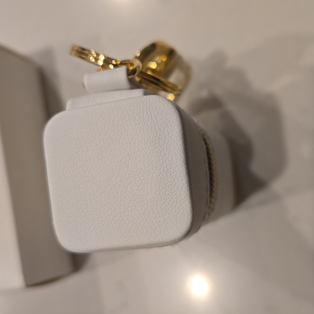 Brand New In Box Dior JADORE Holder Key Clasp Keychain Gold DIOR Jadore Holder - Picture 3 of 11
